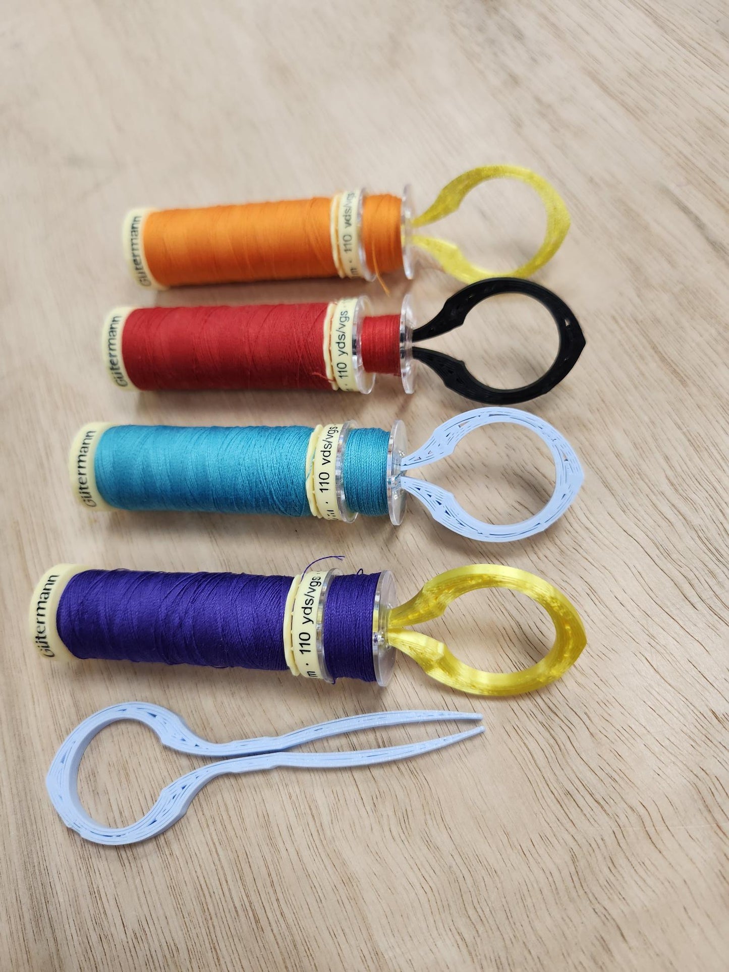 Travel Bobbin & Thread Holder