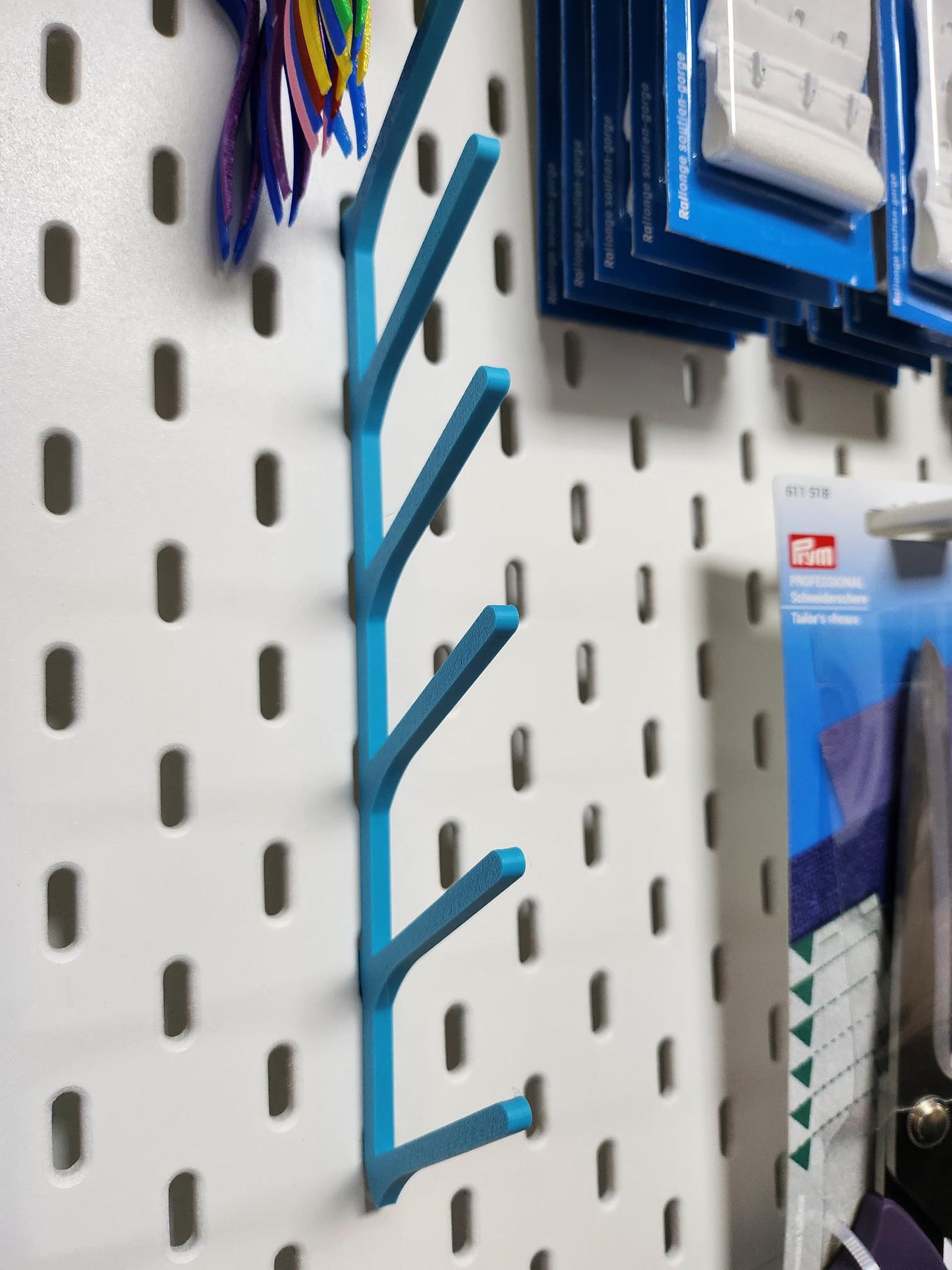 6 Way Thread Holder for Skadis