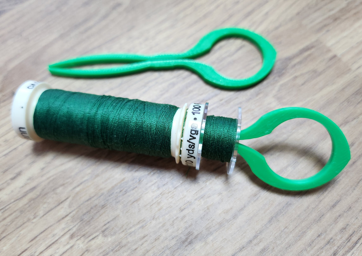 Travel Bobbin & Thread Holder
