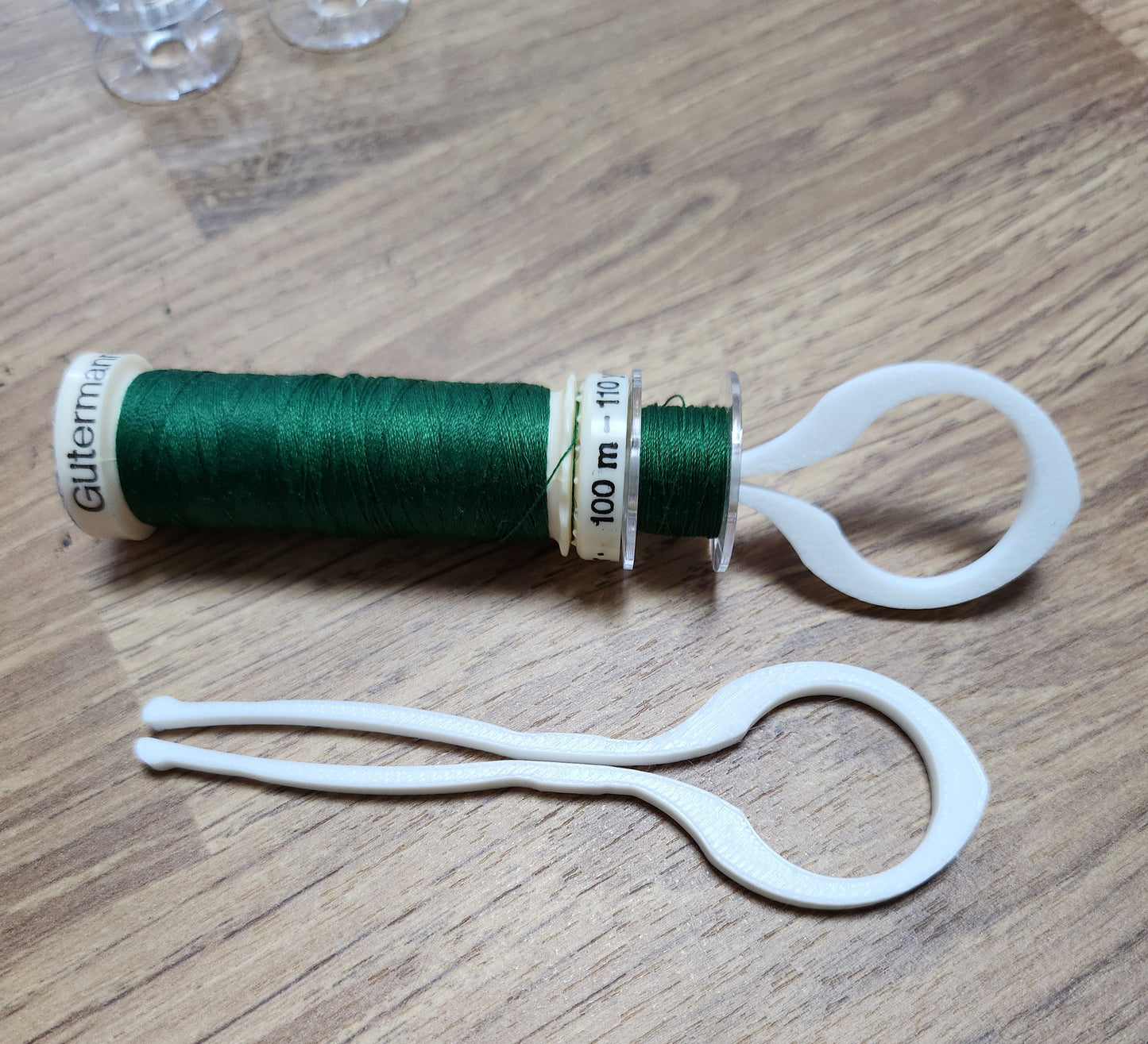 Travel Bobbin & Thread Holder