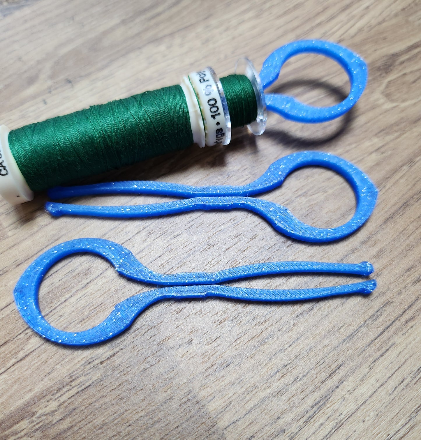 Travel Bobbin & Thread Holder