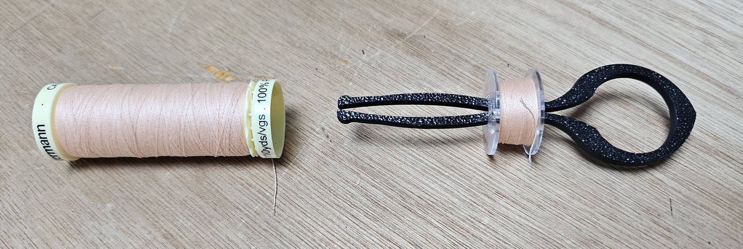 Travel Bobbin & Thread Holder