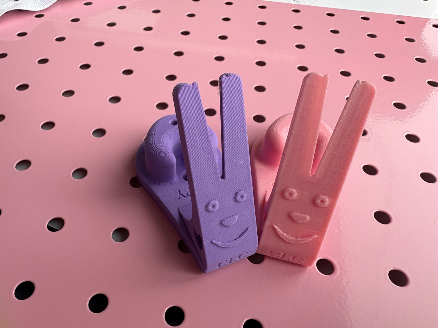 Zippy The 3D Printed Zipper Jig